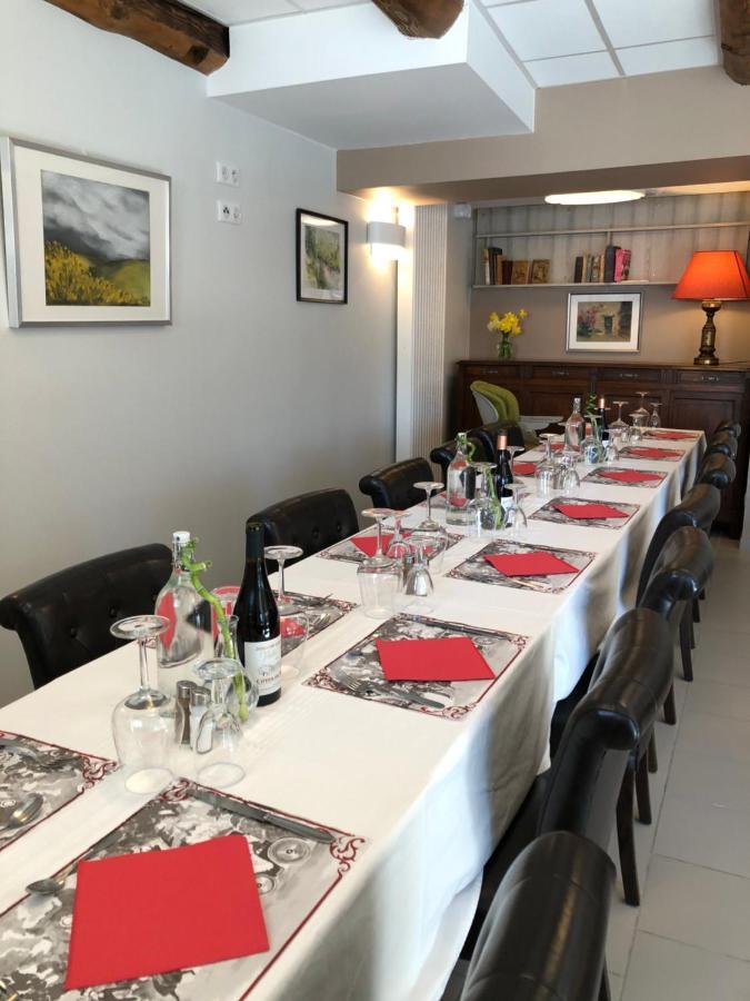Auberge du Cezallier Montgreleix Extérieur photo