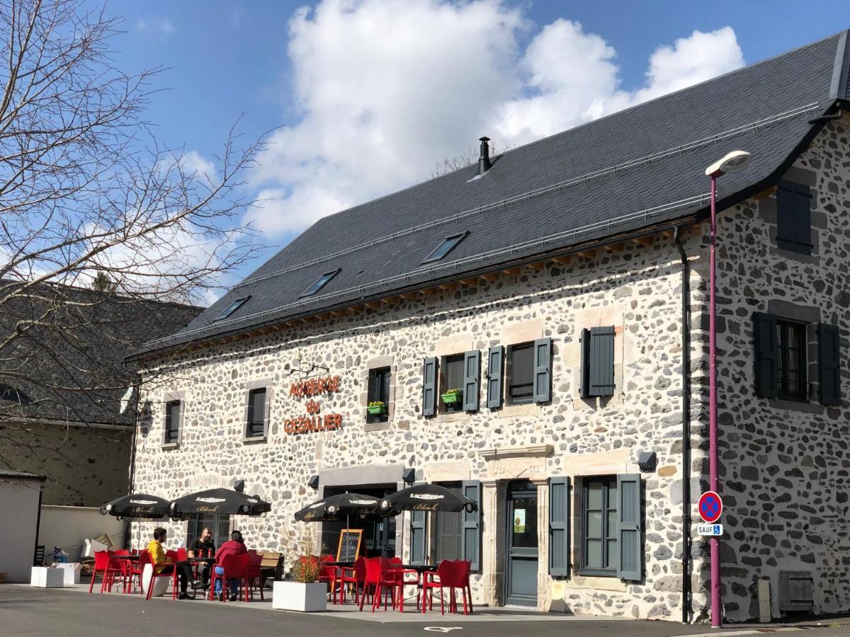 Auberge du Cezallier Montgreleix Extérieur photo