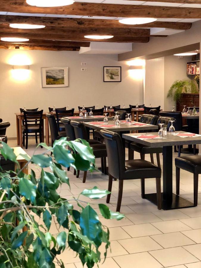 Auberge du Cezallier Montgreleix Extérieur photo