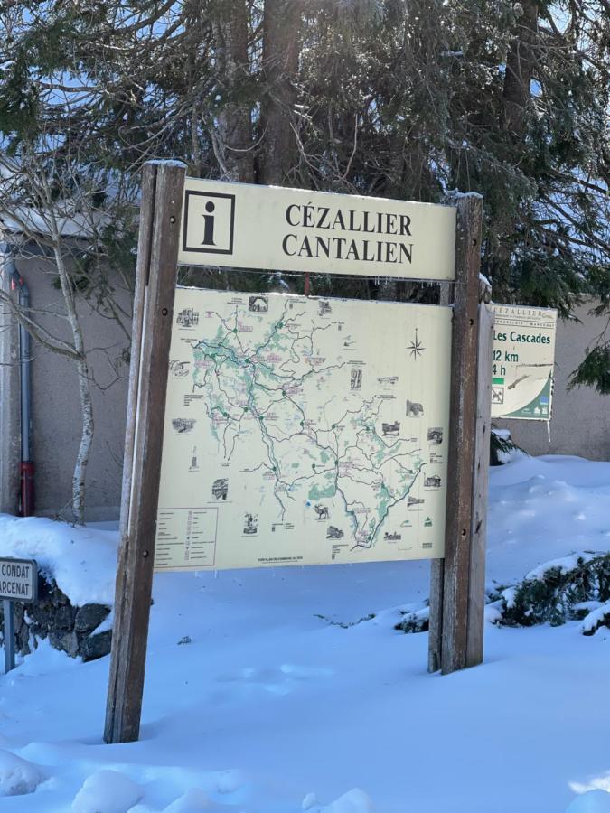 Auberge du Cezallier Montgreleix Extérieur photo